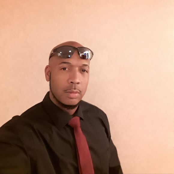 Meet your Posher, Kevin - Picture 1 of 1